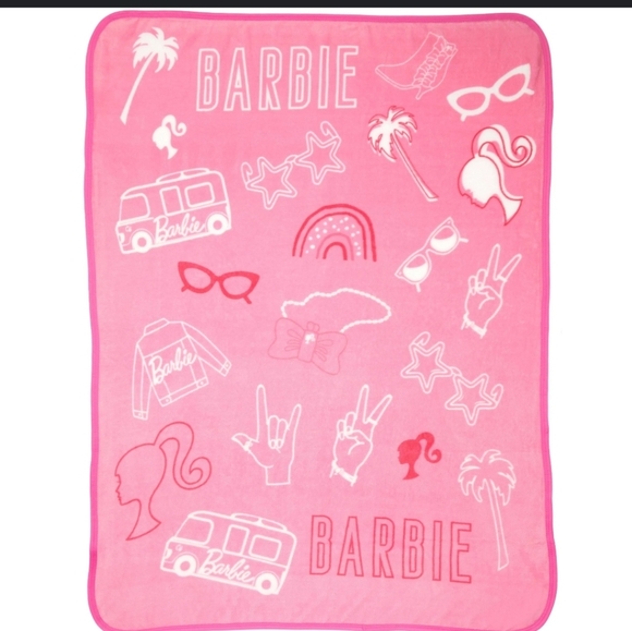 Barbie Blanket Oversized 60” x 45” - Picture 2 of 8